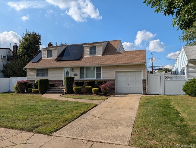Primary Photo - 23 Colonial Dr
