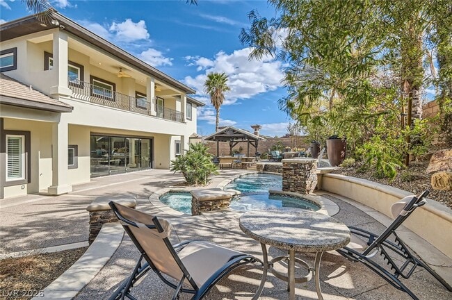 Building Photo - 5367 Secluded Brook Cir