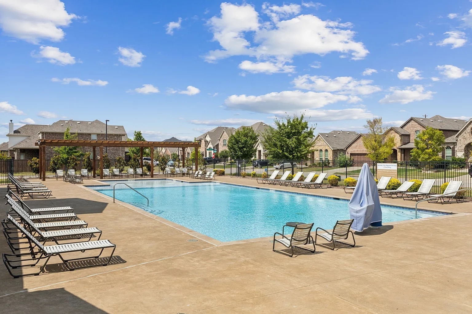 Building Photo - 5601 Bottiglia Way