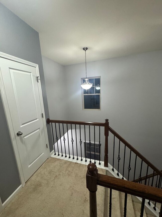 Building Photo - 1052 Spacious Skies Ln