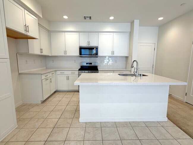 Building Photo - Charming 3bed 2.5 bath Simi Valley Home