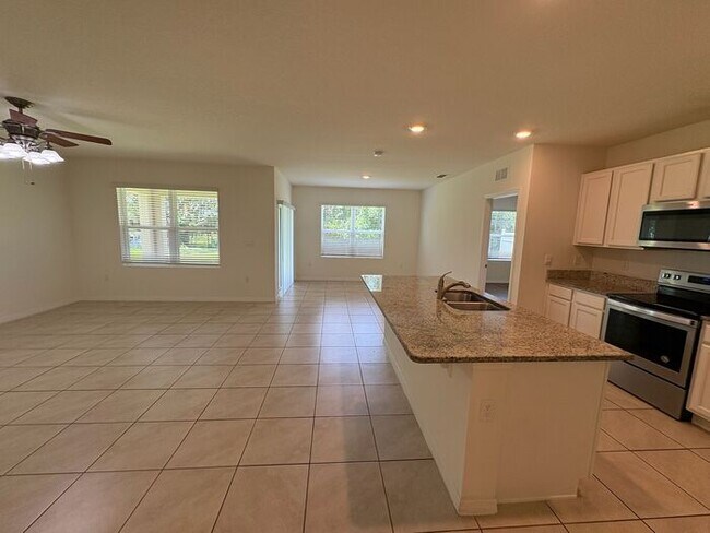 Building Photo - 956 Brooklet Dr