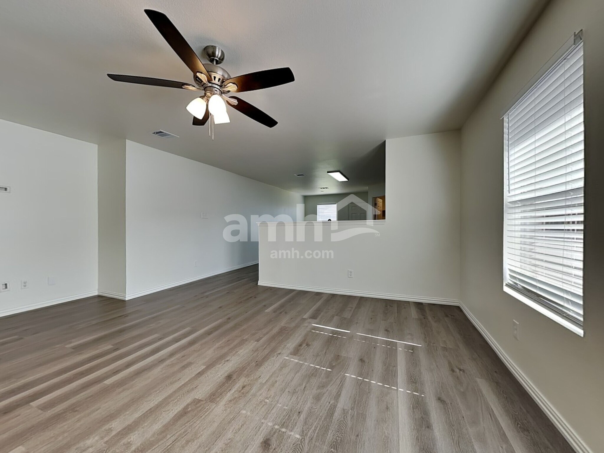 Building Photo - 2912 Mockingbird St