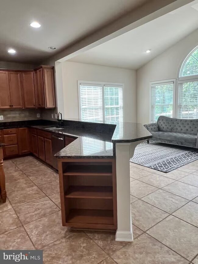 Building Photo - 44377 Stone Roses Cir