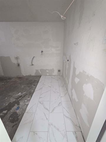 Building Photo - 1317 W Bruton Rd