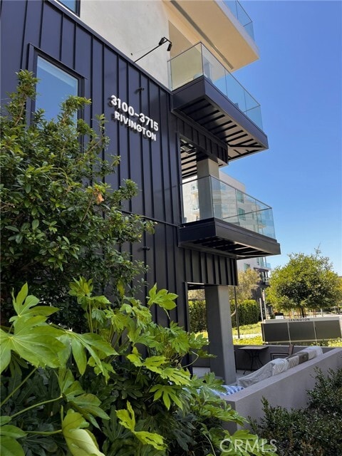 Building Photo - 3609 Rivington
