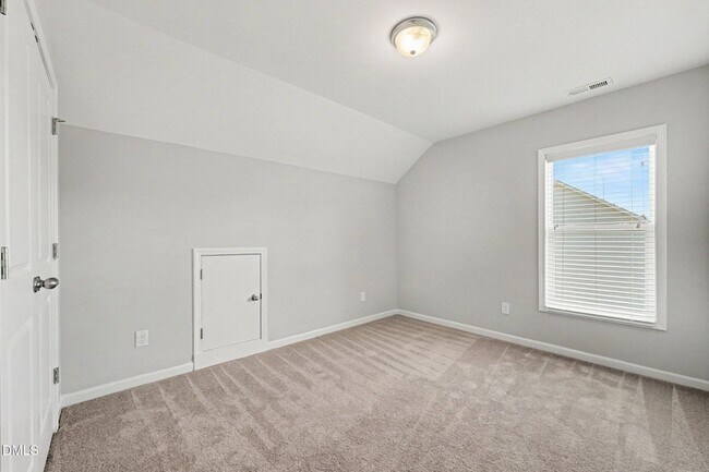Building Photo - 43 Henhouse Ct