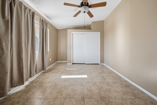 Building Photo - HOUSE FOR RENT IN EL CENTRO
