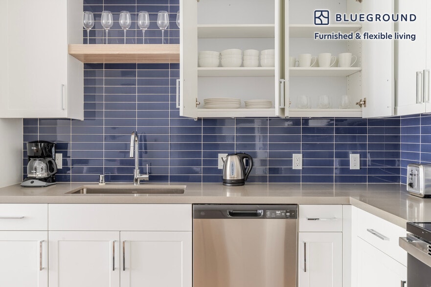 Building Photo - 85 Cleaveland Rd