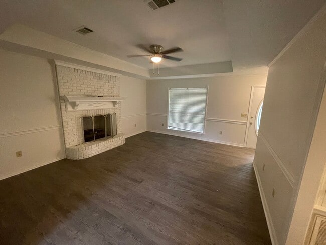 Primary Photo - 3/2 for rent in the heart of Madison!