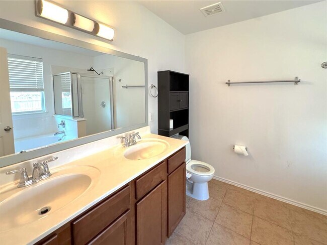 Building Photo - 105 Snowy Egret Ln