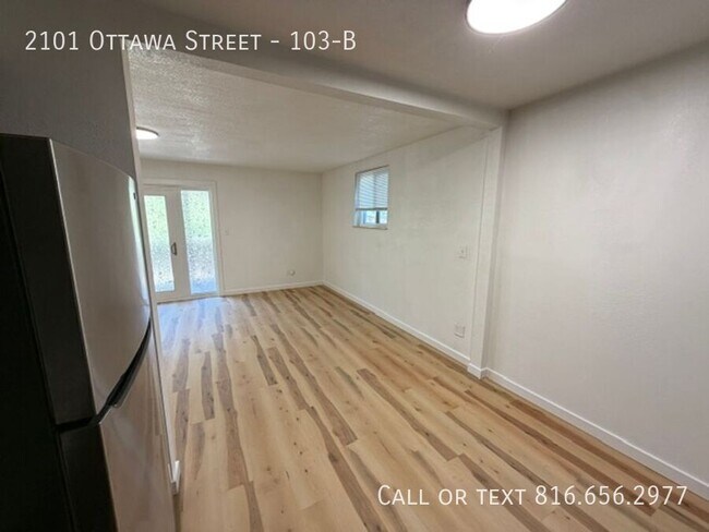 Building Photo - 2101 Ottawa St