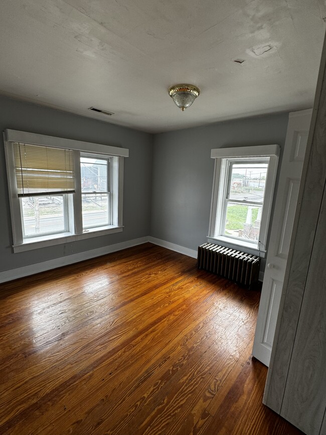 Building Photo - 439 Eagle School Rd