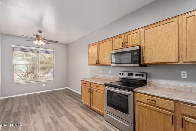 Building Photo - 4511 W T Ryan Ln
