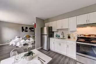 Building Photo - 7200 Marion Ave