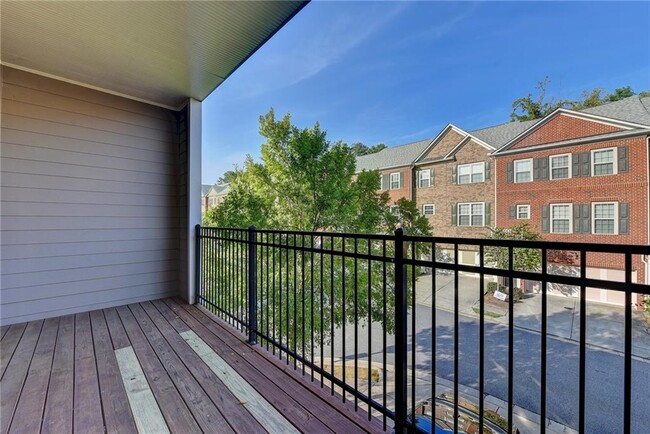 Building Photo - 2448 Tenor Ln