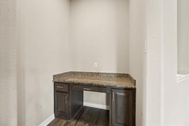 Building Photo - 3813 Gennaker Dr
