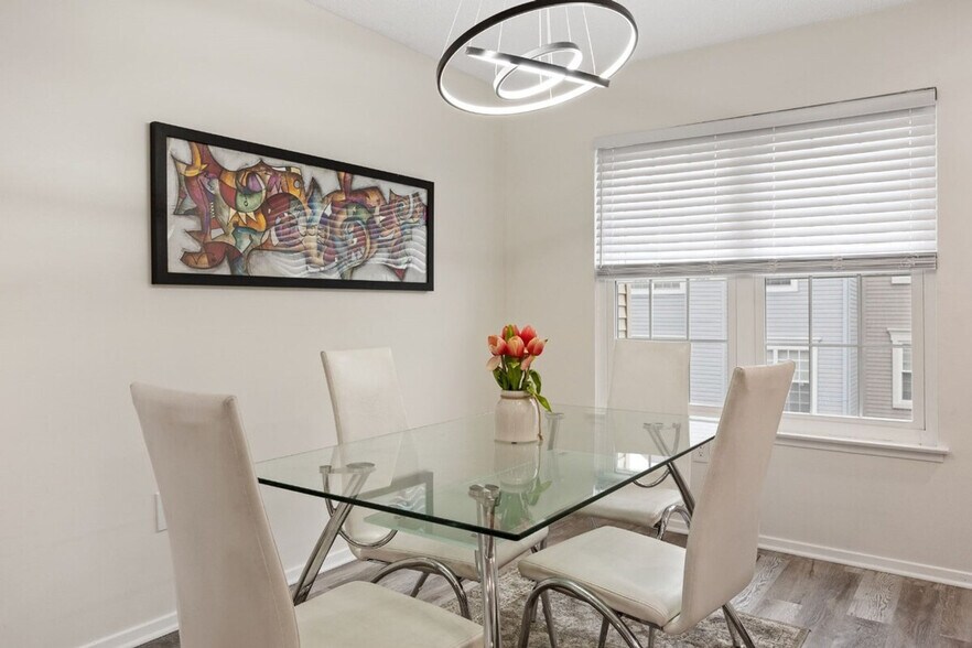 Building Photo - 2265 Chestnut Burr Ct