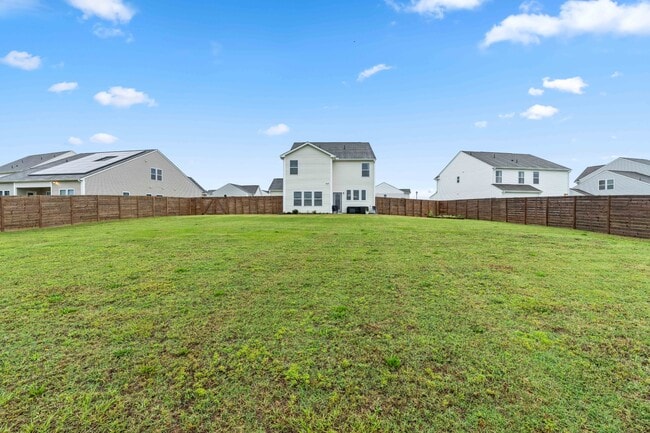 Building Photo - 66 Arlie Ln