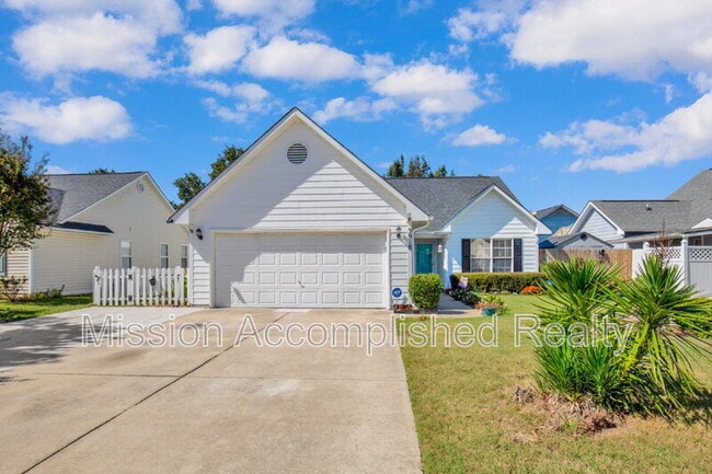 Primary Photo - 3918 Red Oak Dr