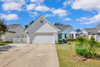 Building Photo - 3918 Red Oak Dr
