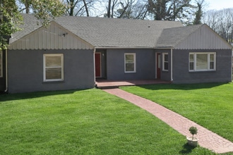 Building Photo - 2532 Jewel St