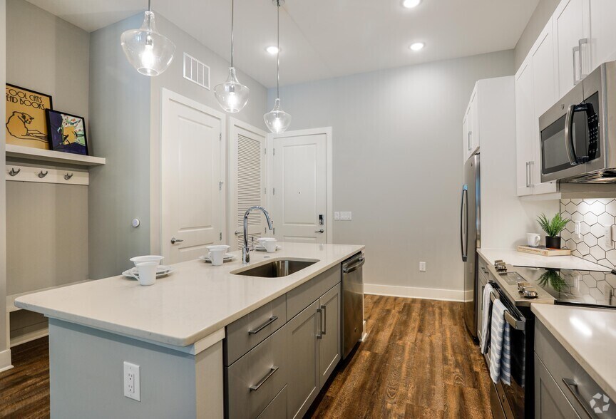 Broadstone Trailside 5860 McCrimmon Pky Morrisville NC 27560