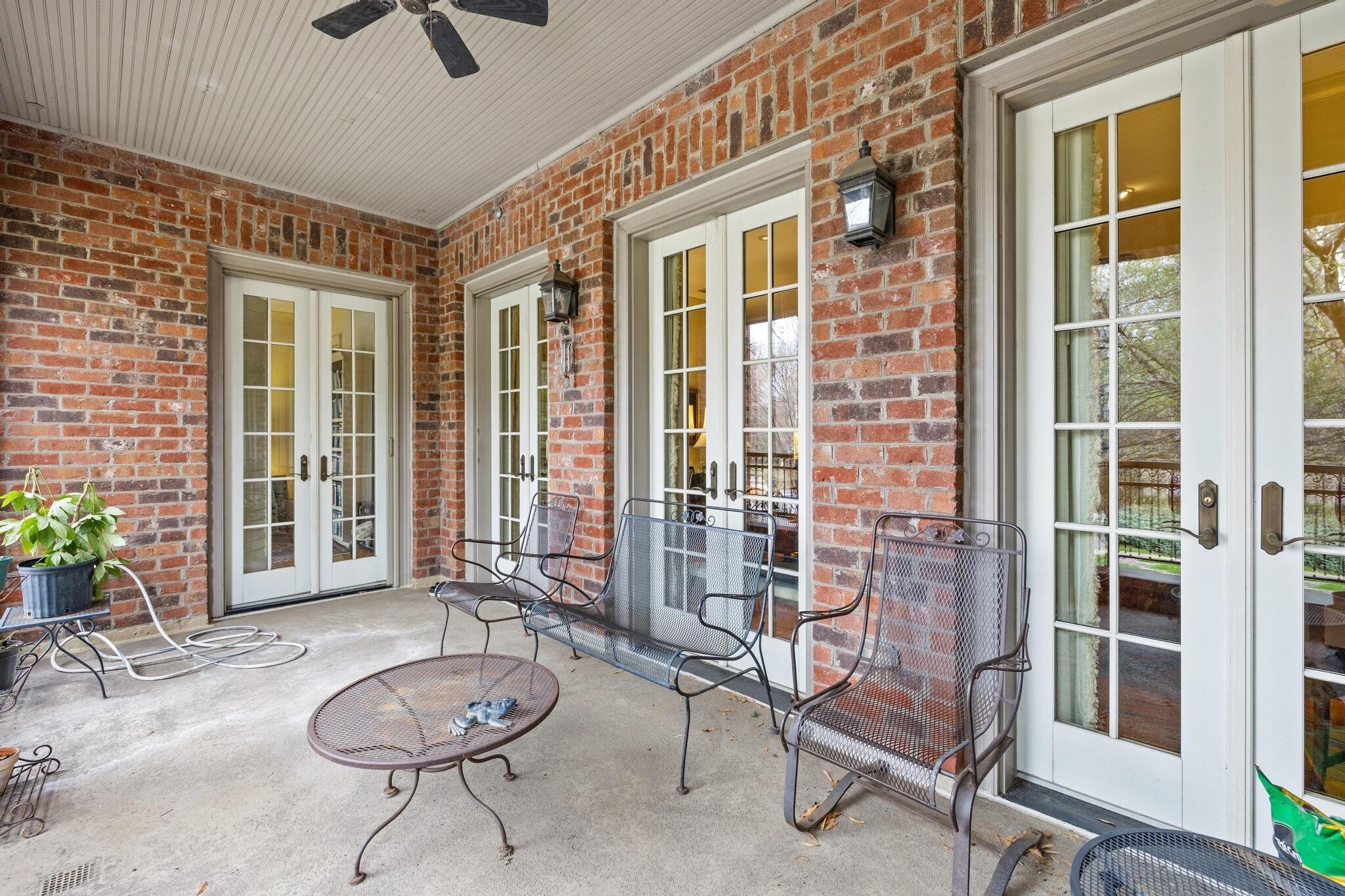 Building Photo - 459 Fenton Pl