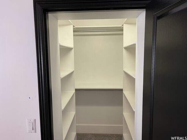 Building Photo - 4100 Sqft Gorgeous Home with Amazing Temple and Valley Views