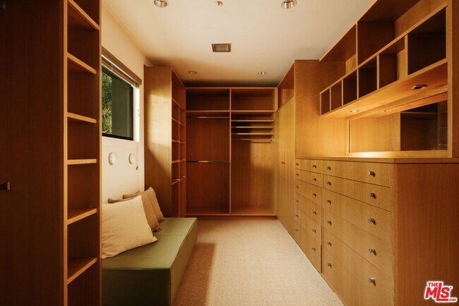 Building Photo - 43 Haldeman Rd