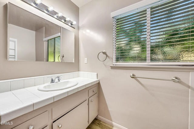 Building Photo - 631 Deodara Dr