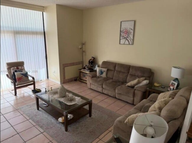 Building Photo - 3089 NE 183rd Ln