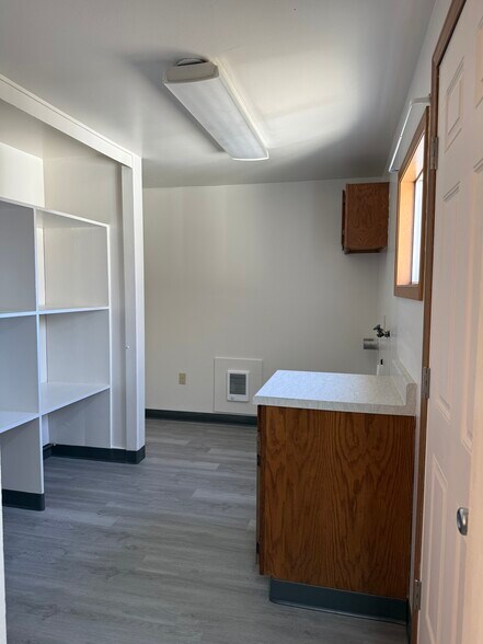 Utility/Laundry Room - 1115 Patton Blvd