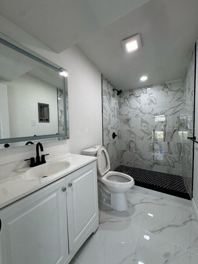 Building Photo - 3614 Vasco St