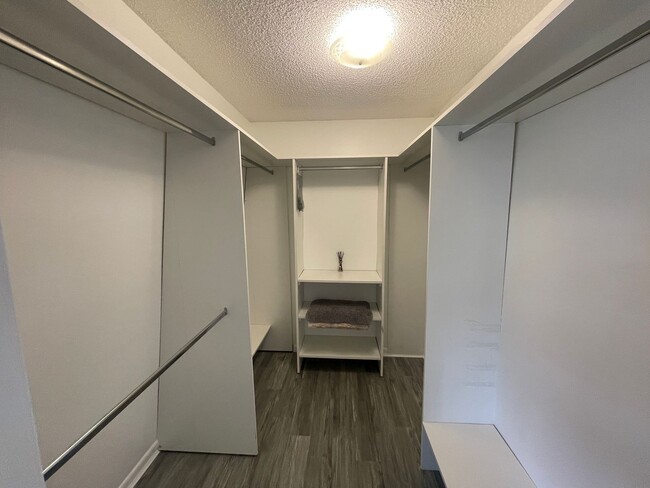 Building Photo - GREAT ONE BEDROOM CONDO IN WINTER PARK!