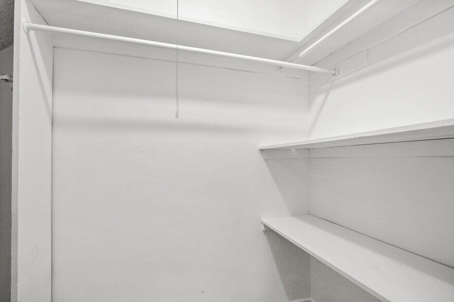 Building Photo - 1237 Berkeley St