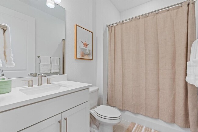 Building Photo - 8105 Fenton St