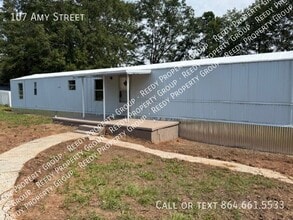 Building Photo - 107 Amy St