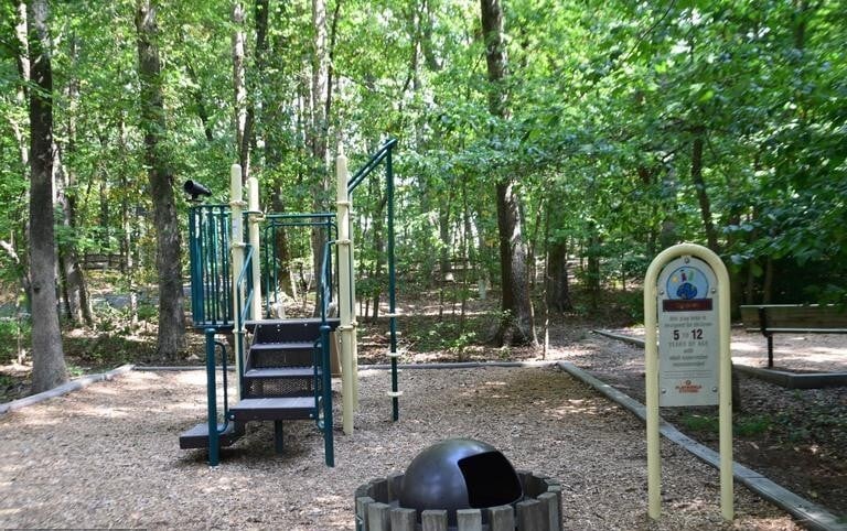 Building Photo - 2452 Ridgehampton Ct