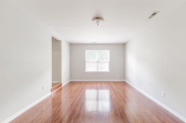 Building Photo - Fabulous Home for Rent in Gravel Hill!