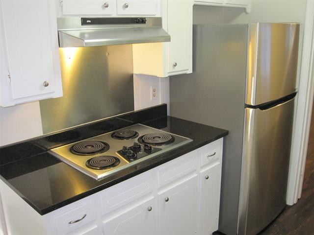 Building Photo - 6545 Ascot Ln