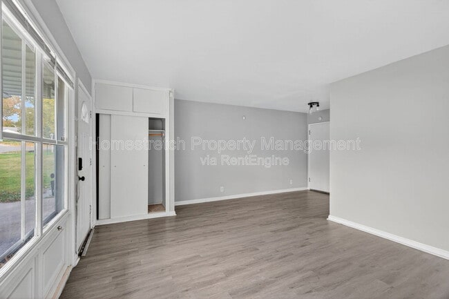 Building Photo - 1700 Dellwood Ct