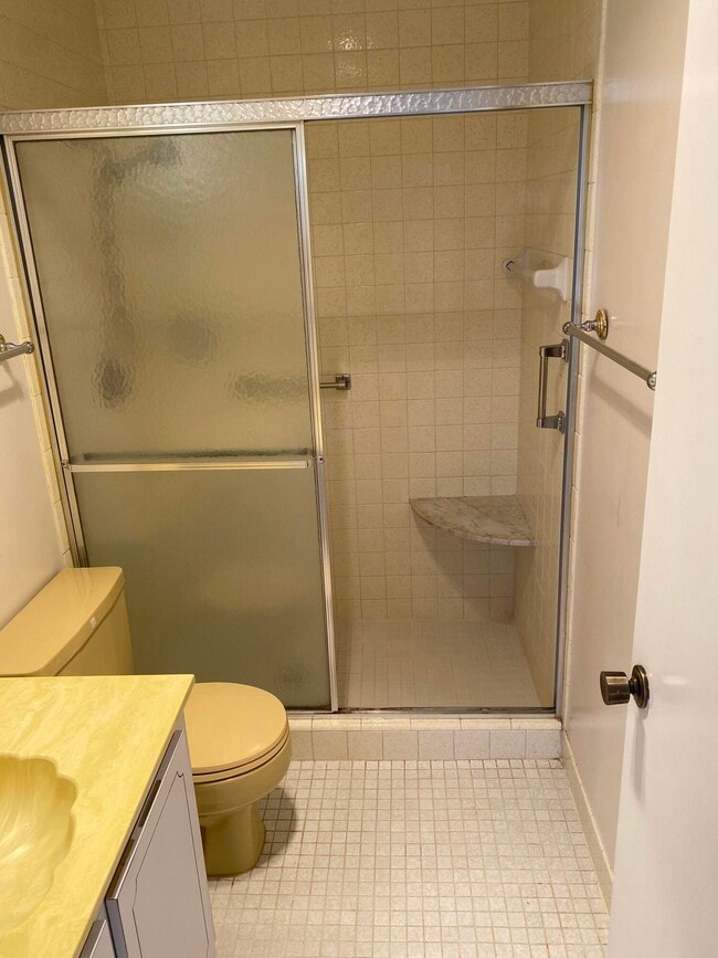 Building Photo - 442 Franconia Cir