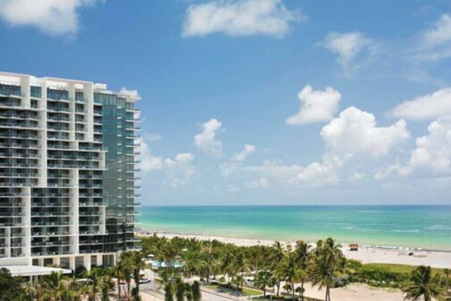 Building Photo - 2201 Collins Ave
