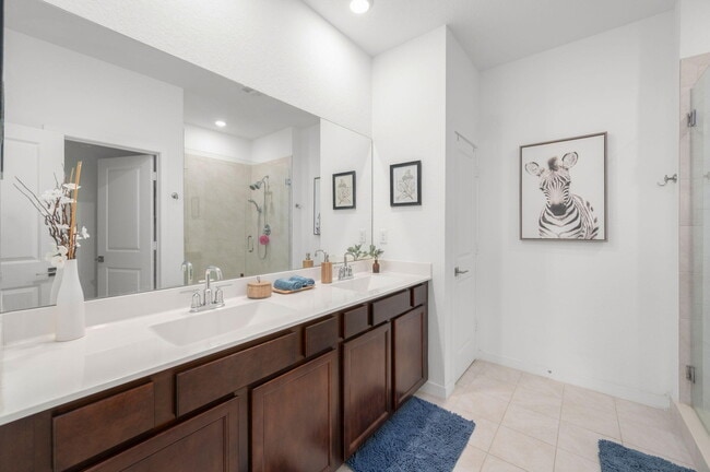 Building Photo - 8813 Via Mar Rosso