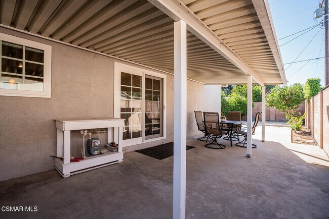 Building Photo - 2117 Hurles Ave