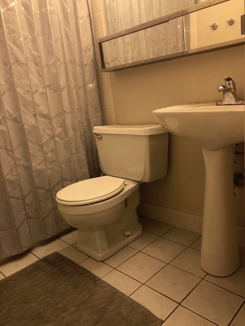 Building Photo - 4343 N Clarendon Ave