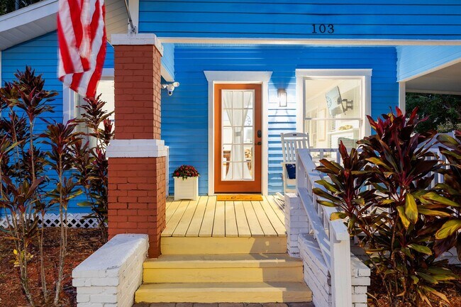 Building Photo - Live Wilder: Historic Charm Steps from Tampa’s Trendiest Restaurants