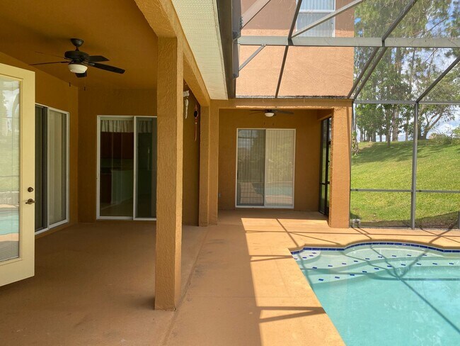 Building Photo - 12934 Colonnade Cir