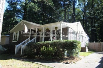 Building Photo - 4017 Doral Dr